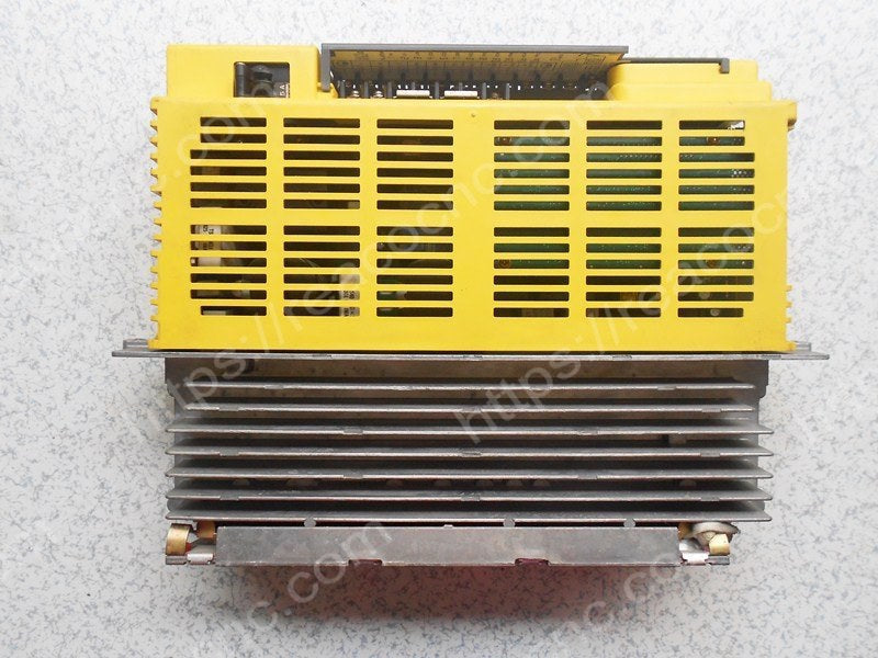 A06B-6090-H004 Fanuc Alpha servo amplifier module SVUC1-40