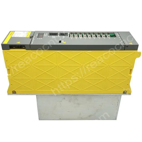 Front control and terminal view of A06B-6078-H211#H500 Fanuc Alpha SPM-11 spindle amplifier module