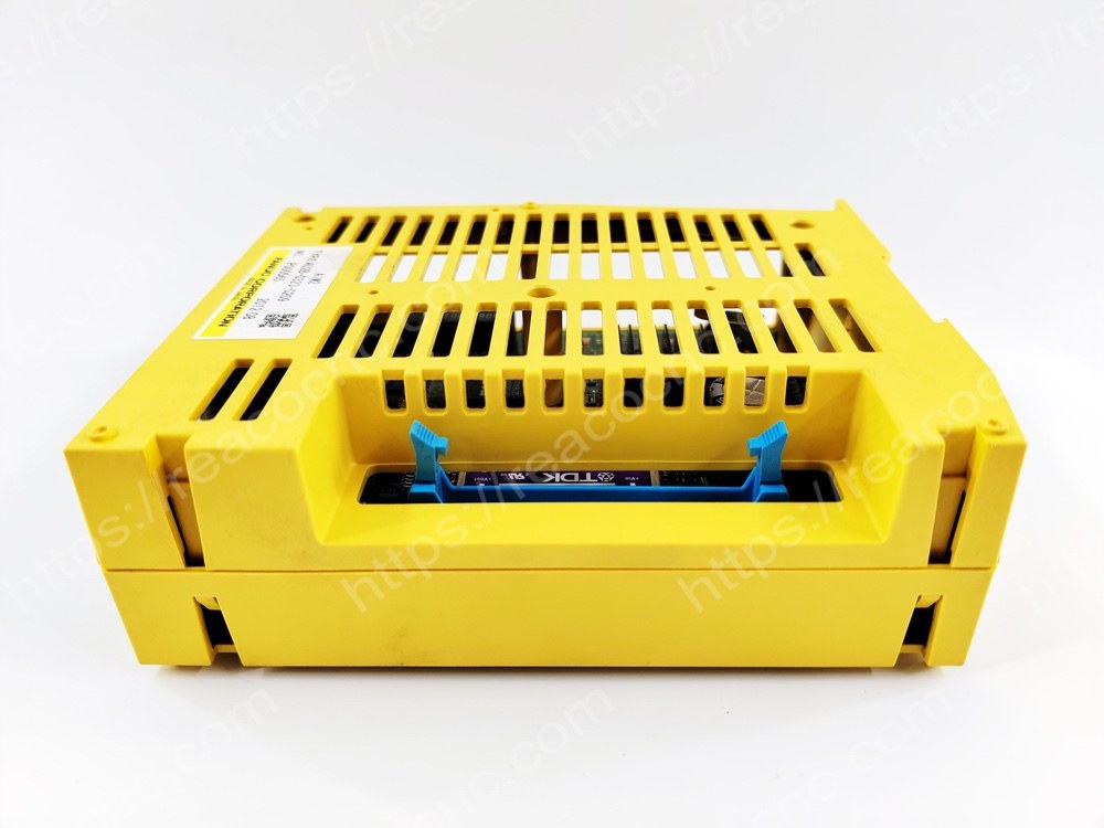 Side view of FANUC A02B-0323-C209 IO module