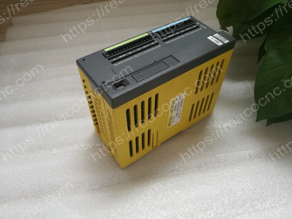 Side side of FANUC A03B-0823-C004 PCB showing circuit layout