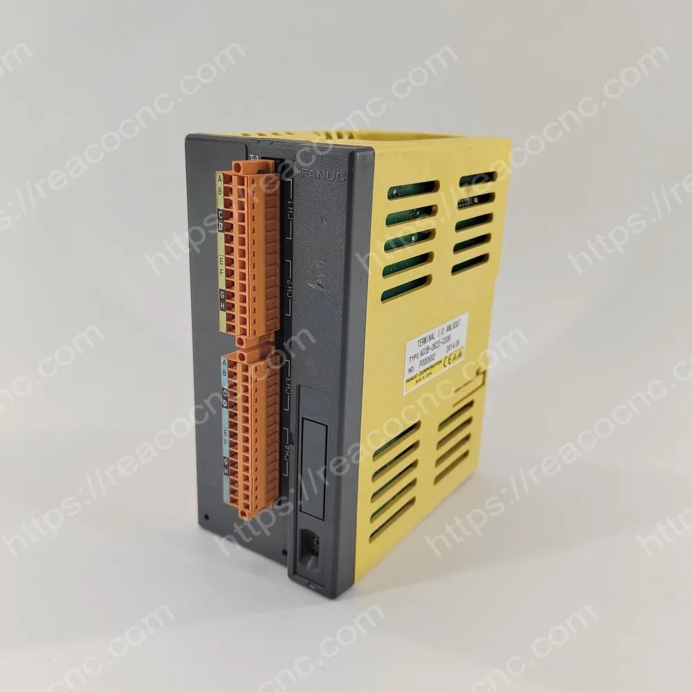 Right-side construction of A03B-0823-C006 I/O module