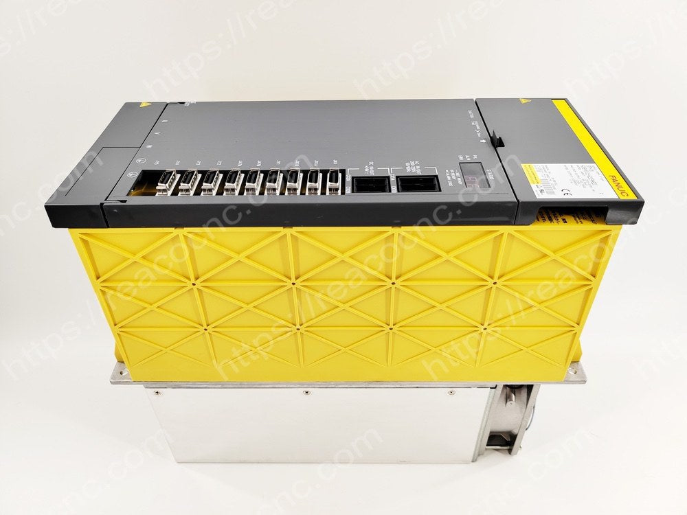Front view of FANUC A06B-6102-H226#H520 spindle amplifier module
