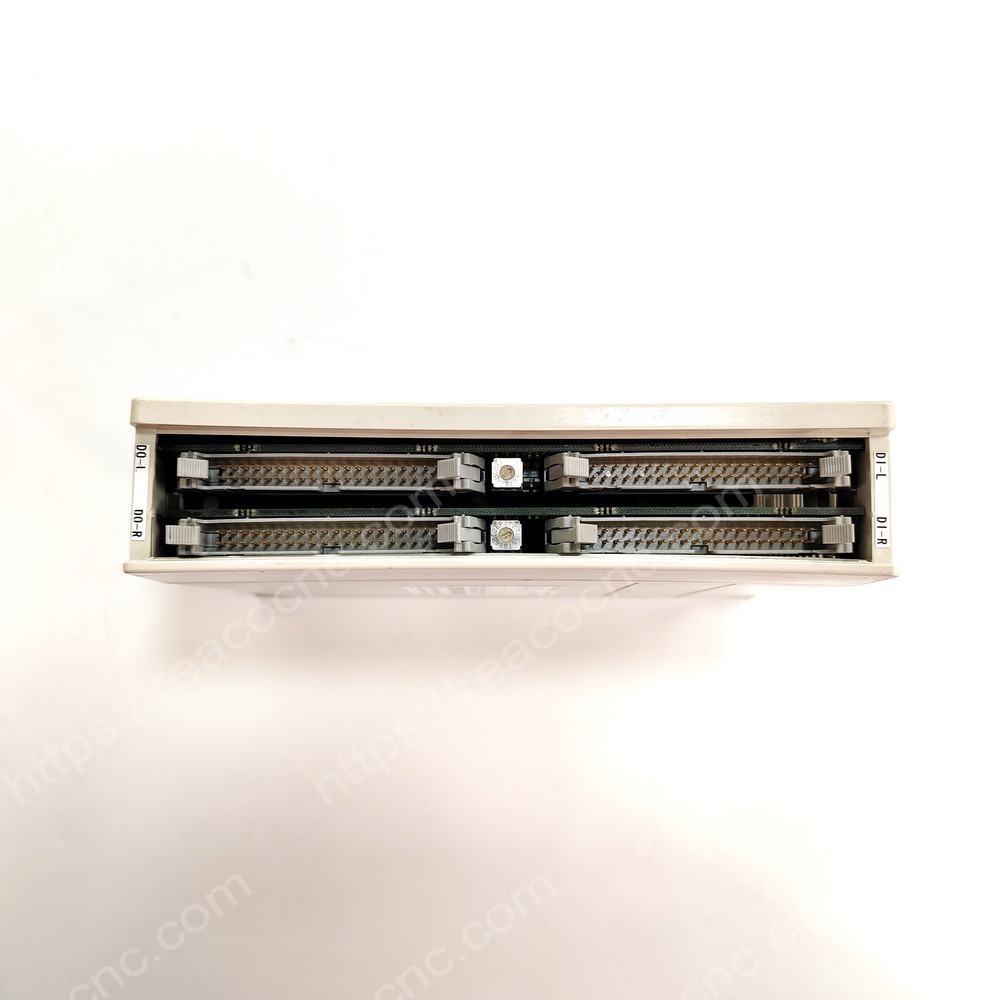 FCUA-DX110 I/O Unit Connector Detail