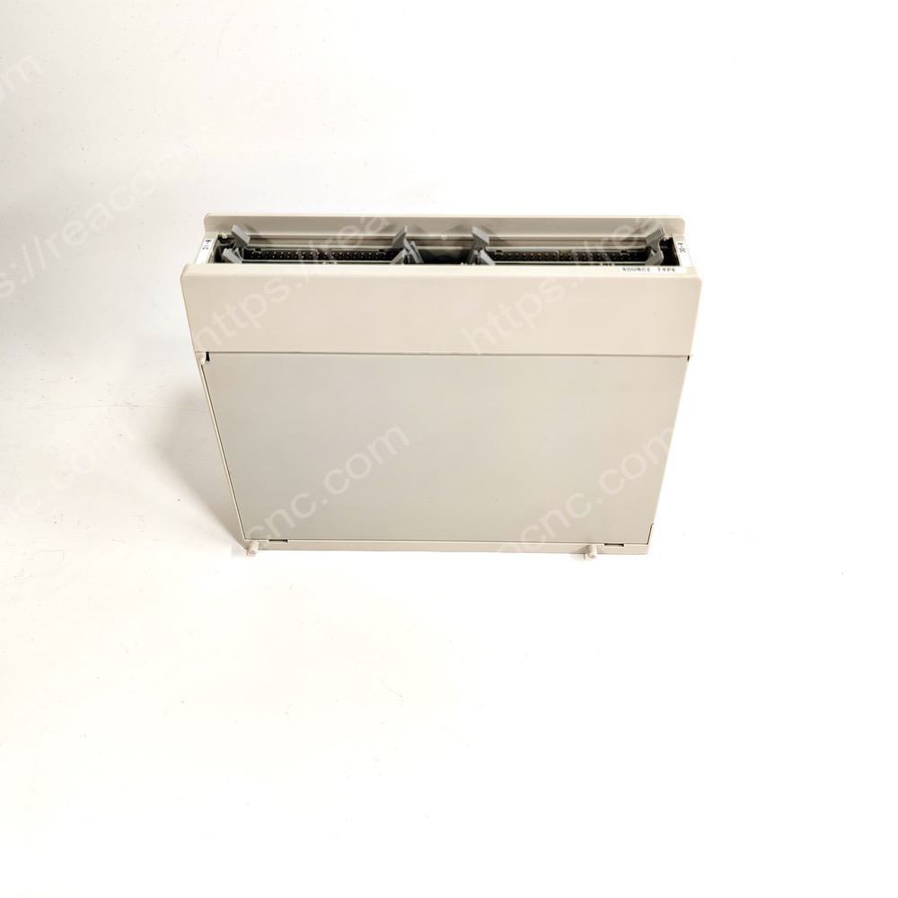 FCUA-DX111 I/O Unit – Back View