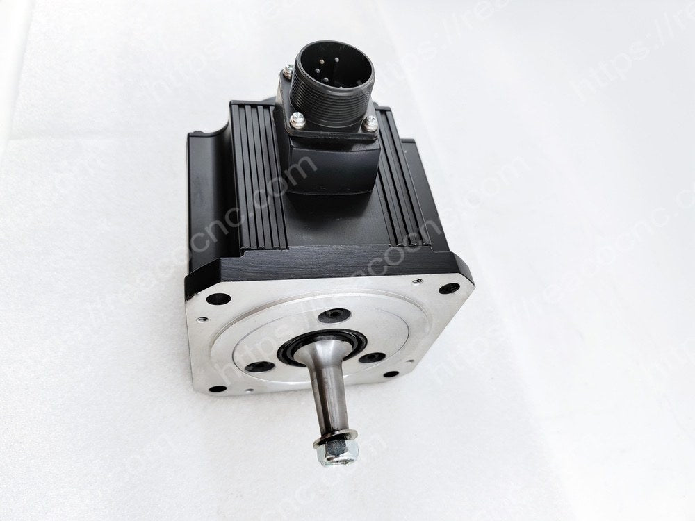 HC103T-SZ Servo Motor Side View
