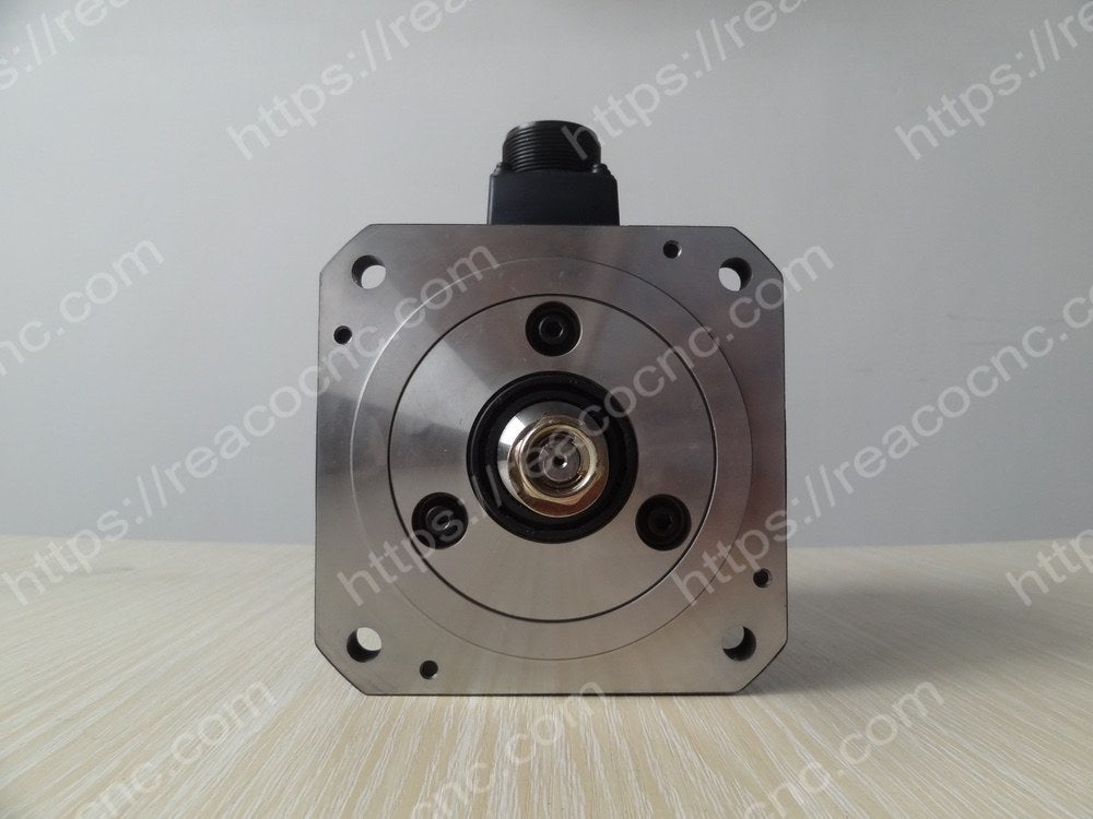 HC52T-SZ Servo Motor Side View