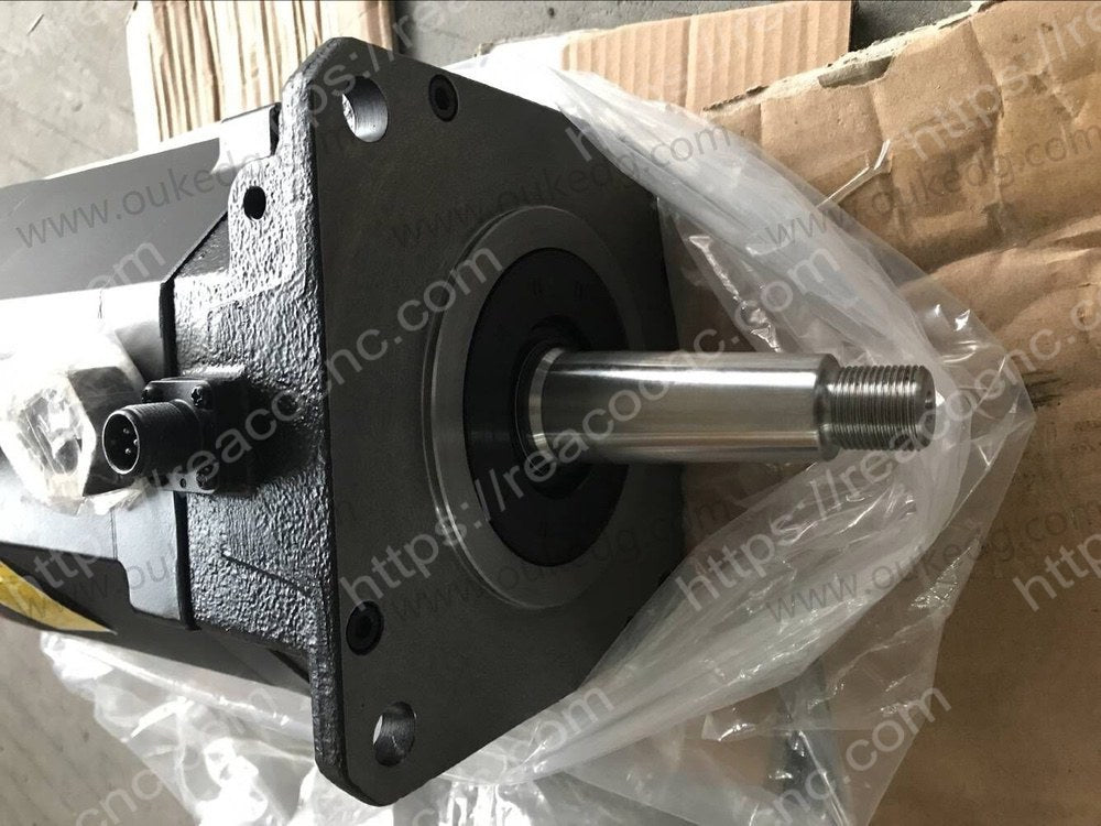 Shaft and connector view of A06B-0268-B605 Fanuc tapered shaft servo motor