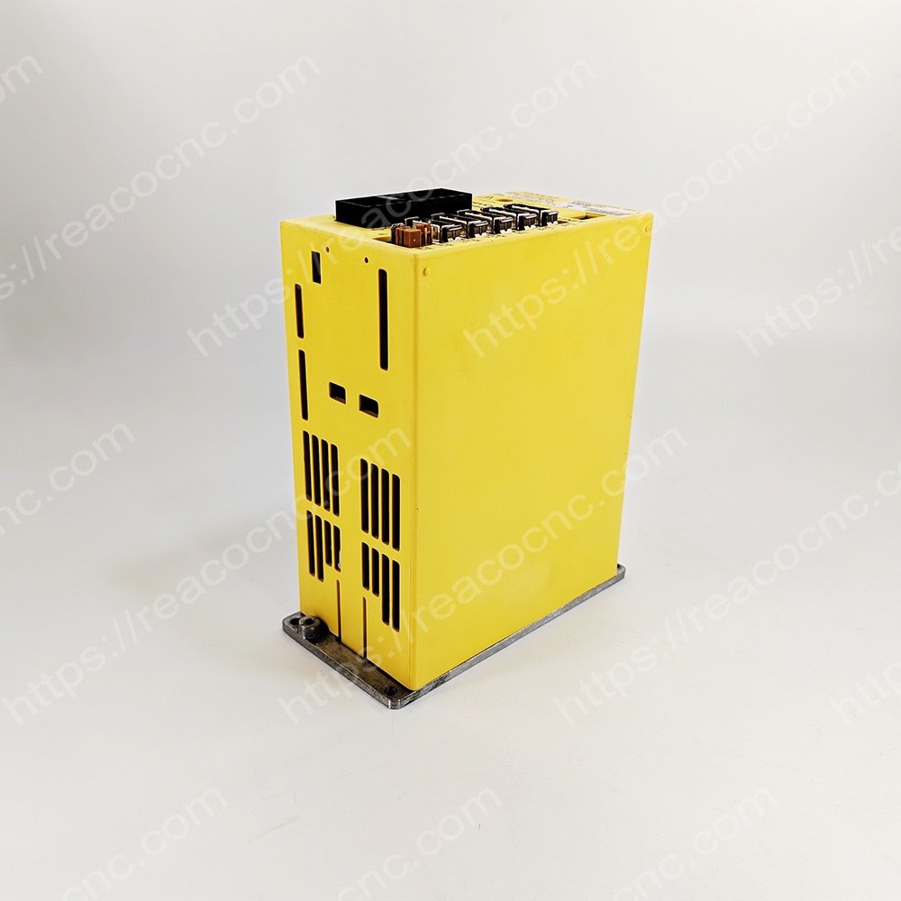 Side view of A06B-6093-H151 Fanuc I/O Link servo amplifier