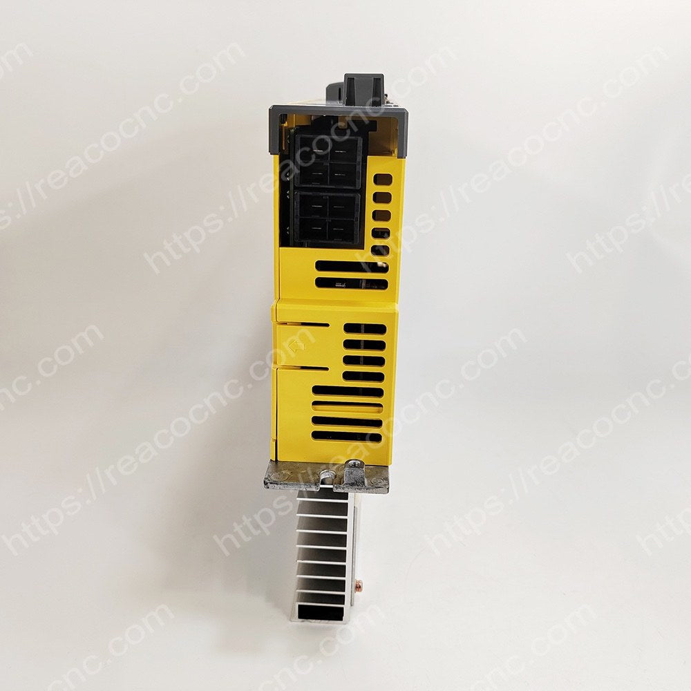 Side view of A06B-6114-H209 Fanuc Alpha i servo module