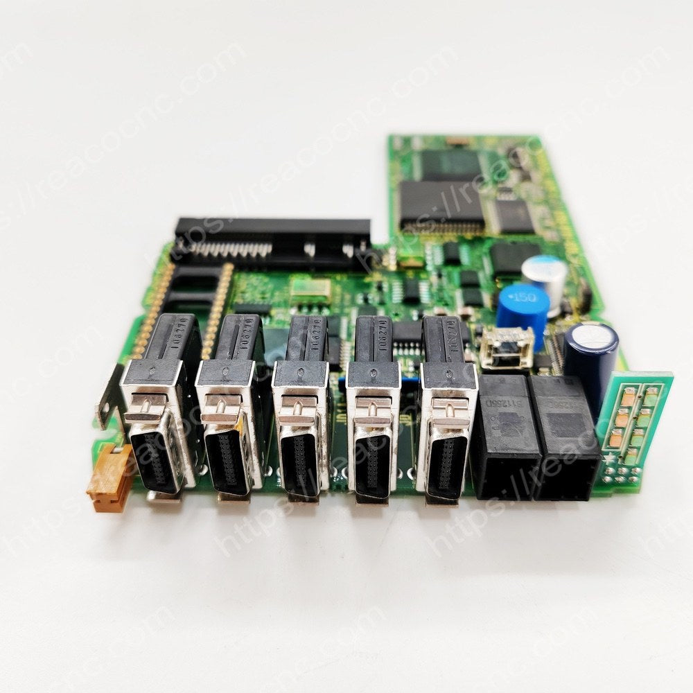 Connector view of A20B-8101-0200 Fanuc Beta i servo amplifier board