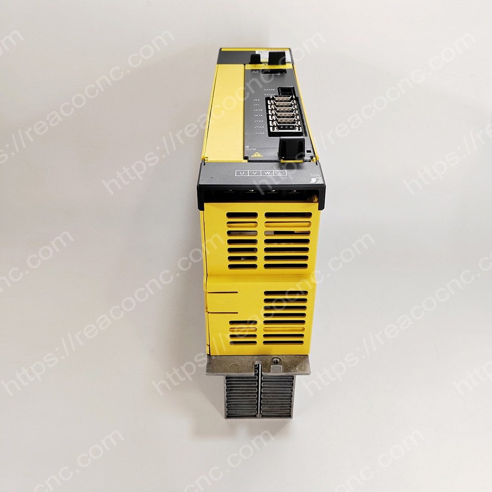 Side view 1 of A06B-6111-H011#H550 Fanuc Alpha i spindle drive