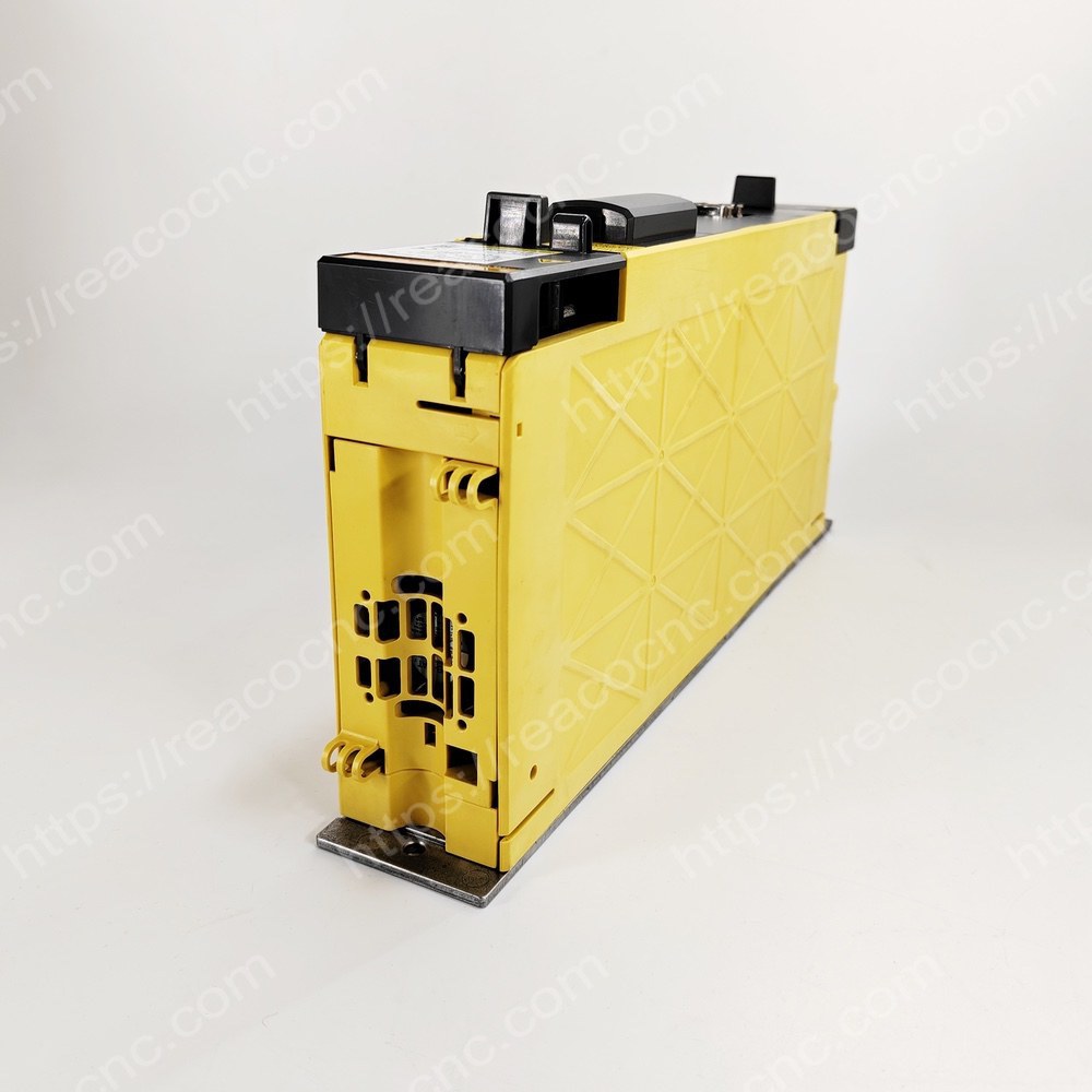 Side view 1 of A06B-6114-H103 Fanuc Alpha i servo drive