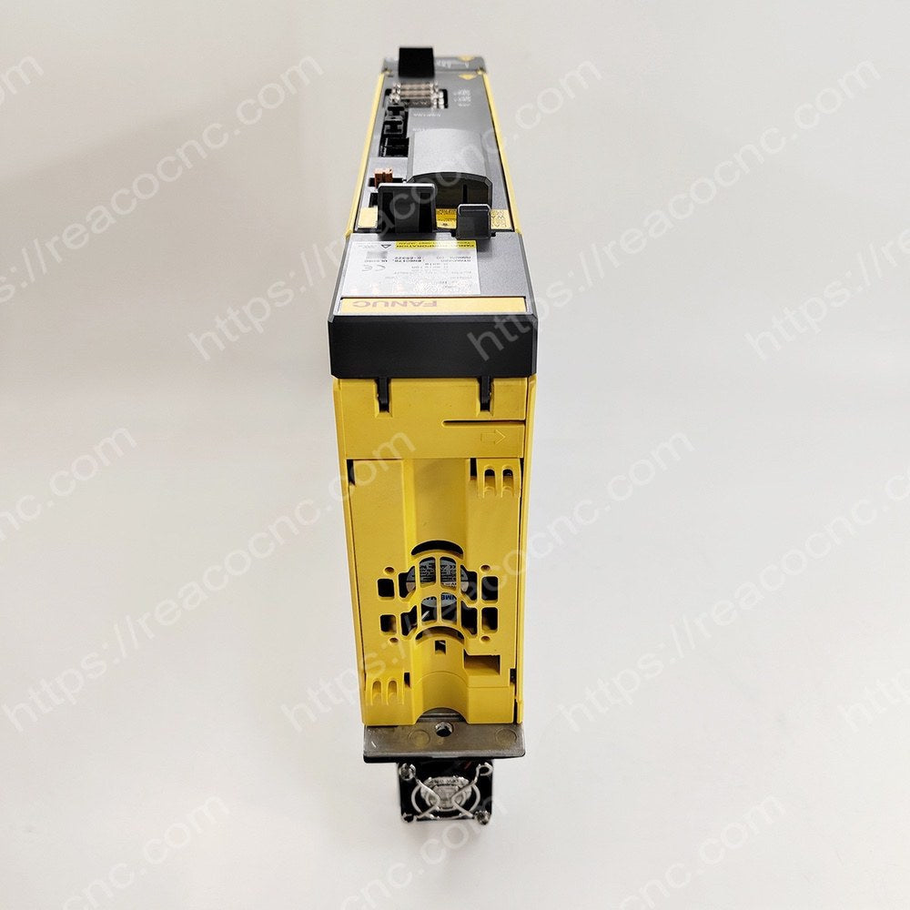 Side view of A06B-6117-H207 Fanuc Alpha i servo drive