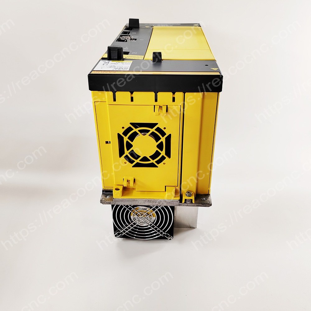 Side view 1 of A06B-6200-H030 Fanuc AIPS-30 power supply unit