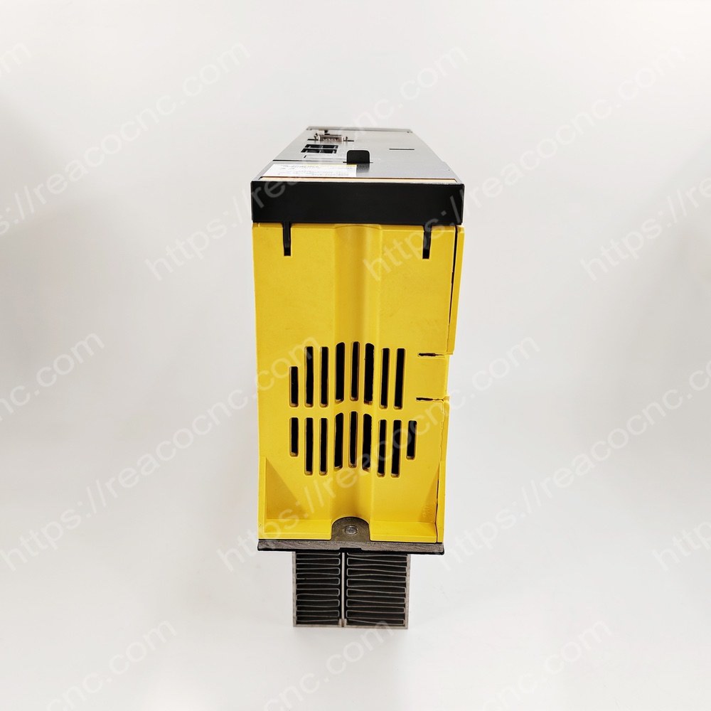 Side view of A06B 6077 H106 Fanuc Alpha power supply unit 01