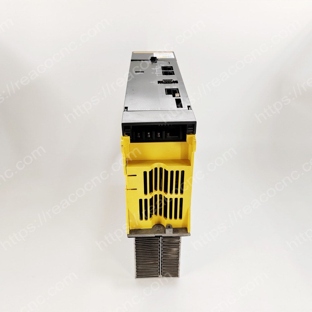 Side view of A06B 6077 H106 Fanuc Alpha power supply unit 02