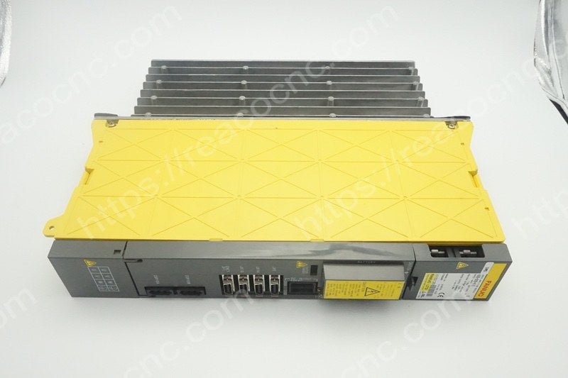 Side view of A06B 6096 H116 Fanuc Alpha servo amplifier
