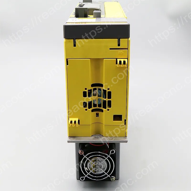 Side view of A06B 6124 H209 Fanuc dual axis HV servo drive 02