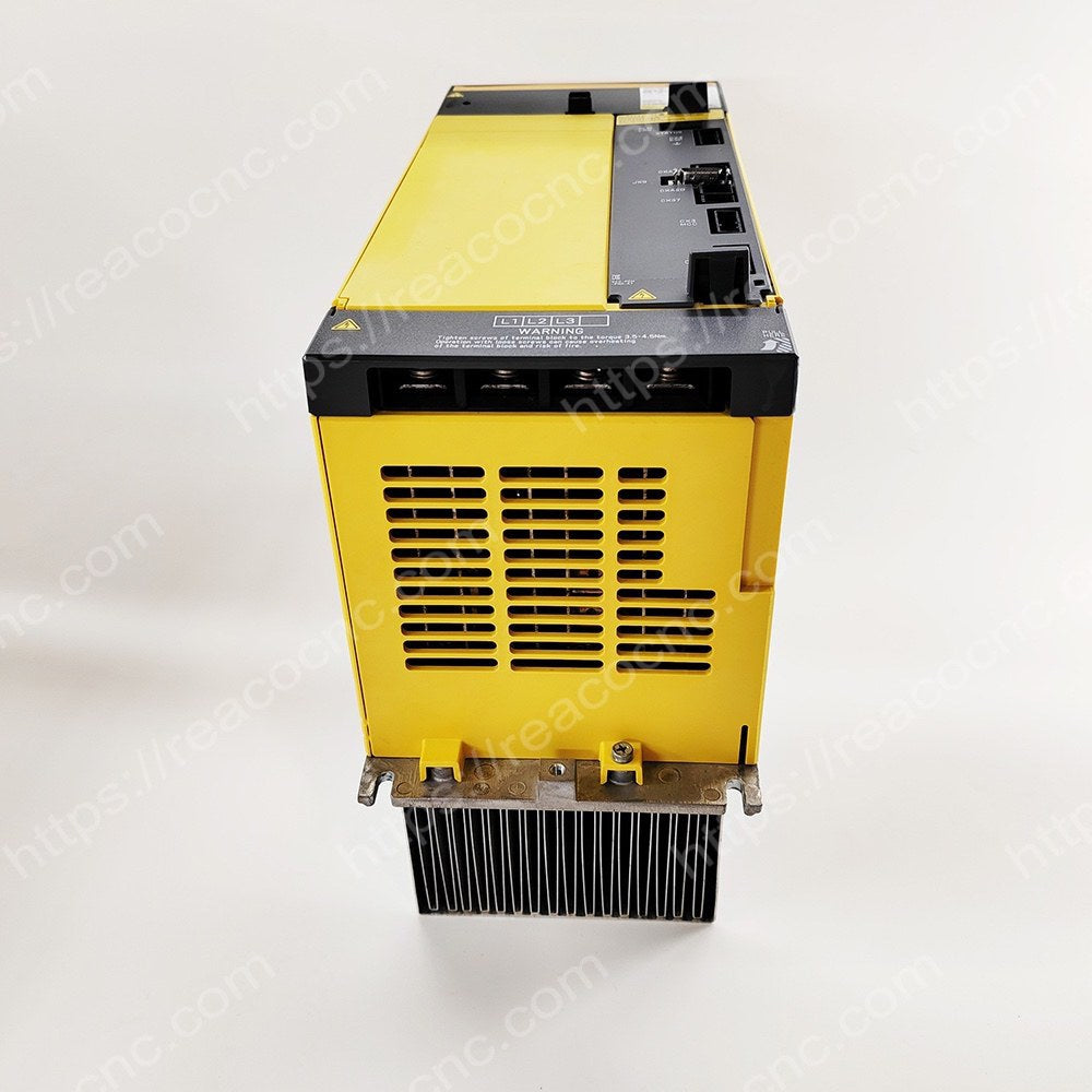 Side view 2 of A06B 6200 H030 Fanuc 3 phase CNC power supply