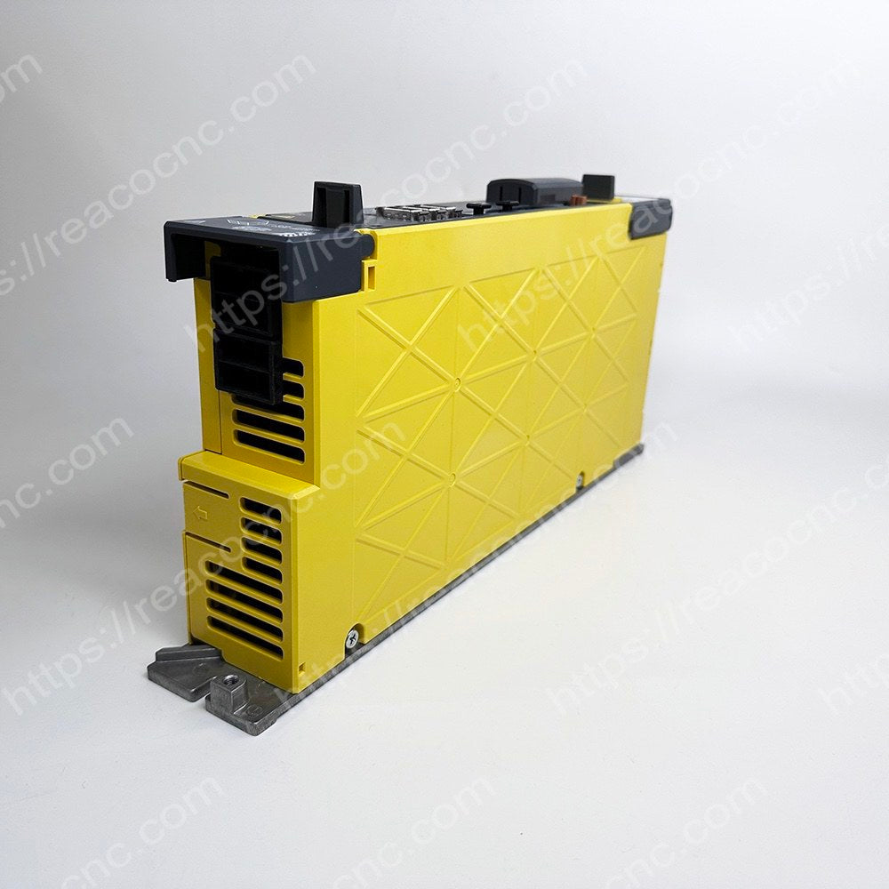 Side view of A06B 6240 H205 Fanuc dual axis servo amplifier