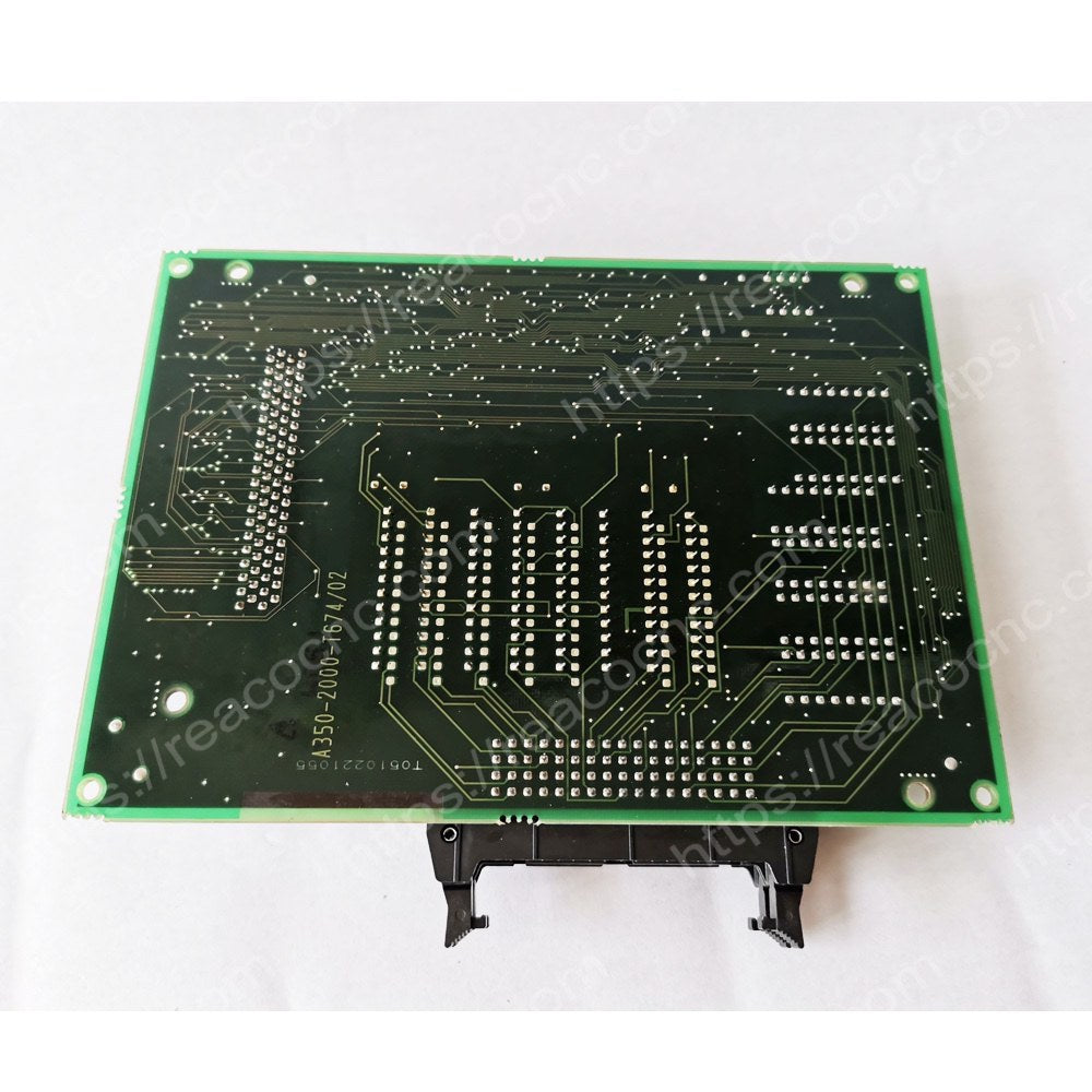 Back view of A20B-2000-0670 Fanuc I O board