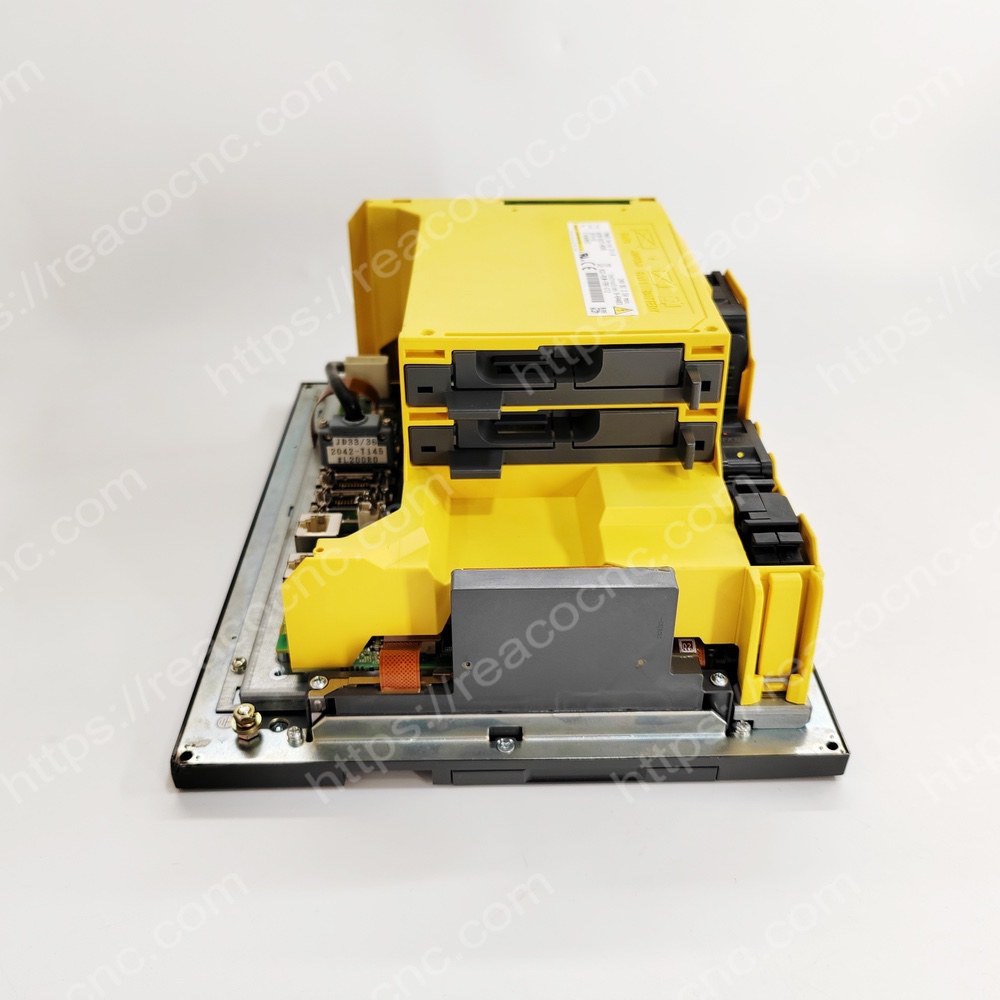 31i-B A02B 0327 B500 System right side view (High Back) - Check for damages - 31i-B A02B 0327 B500 Service