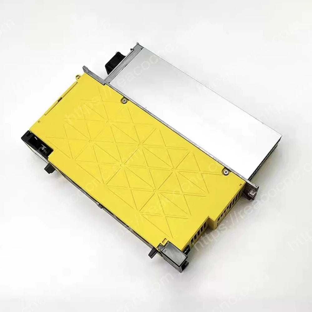 FANUC αiPS 7.5-B right-side fan and enclosure view