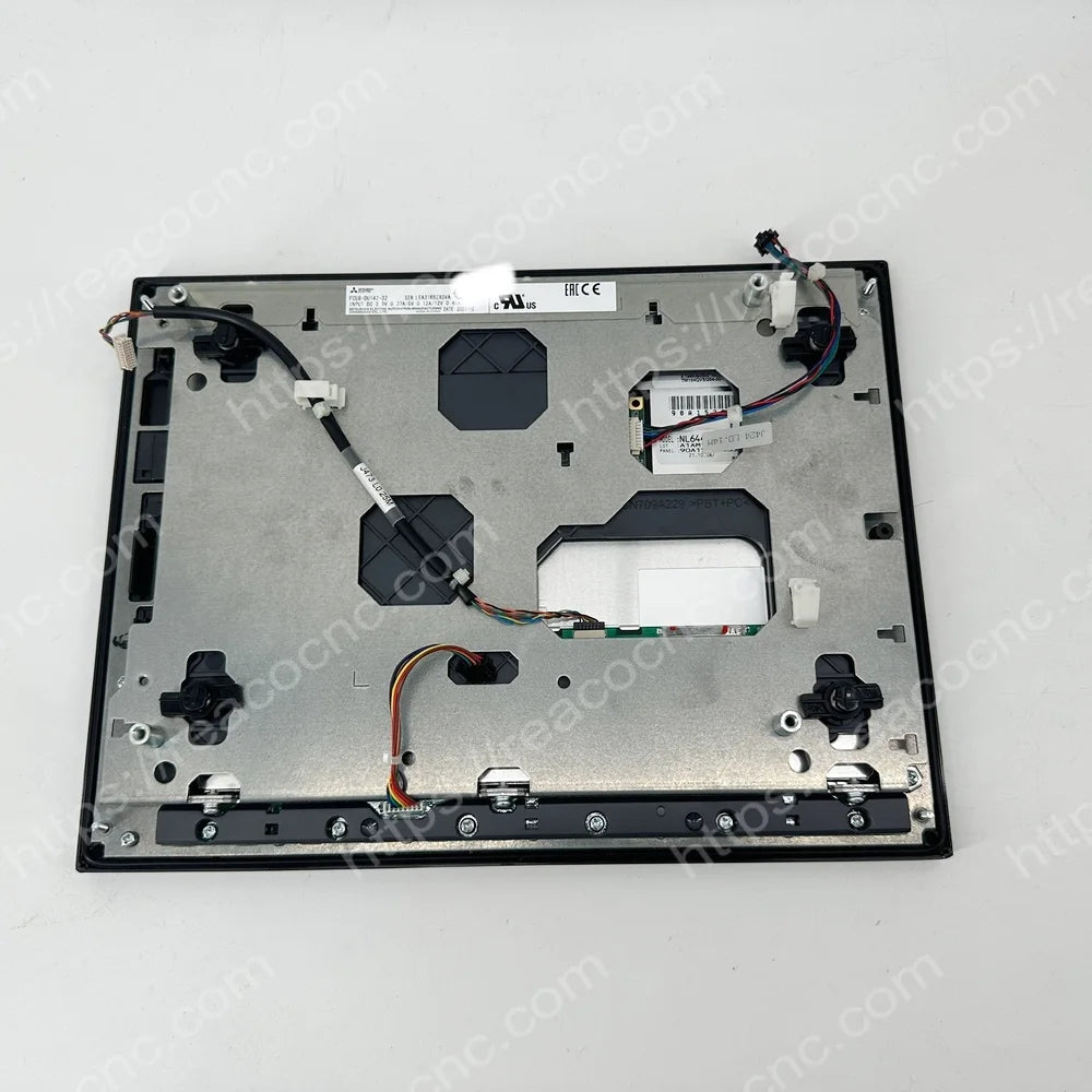 Mitsubishi M80 FCU8-DU142-32 touchscreen front view