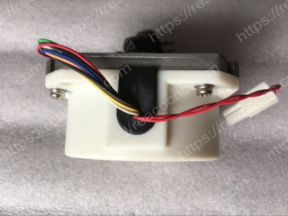 Mitsubishi OSE104 Absolute Encoder side view