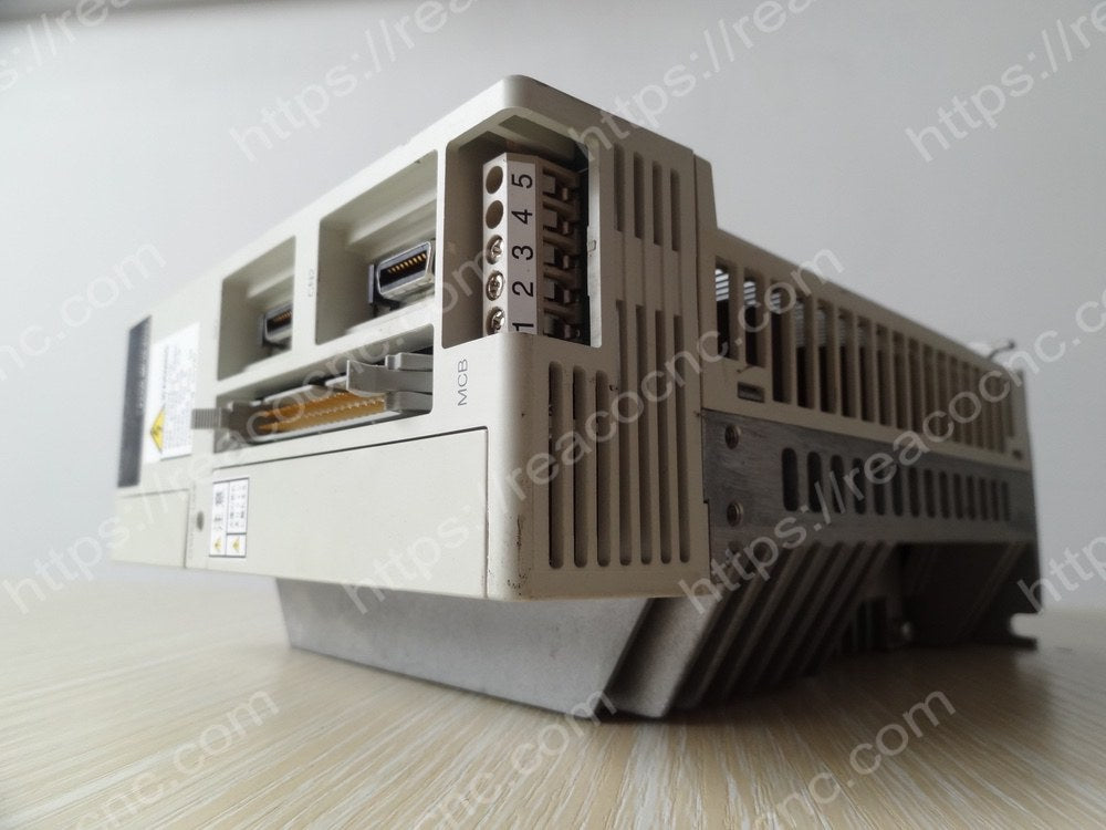 Mitsubishi FCUA-MP10-01S1 control unit model label view