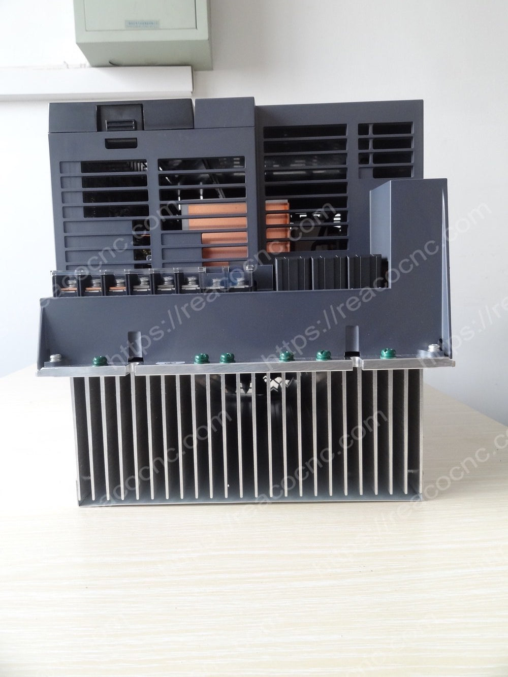Mitsubishi MDS-DM-SPV3-16080 multi axis unit detail view