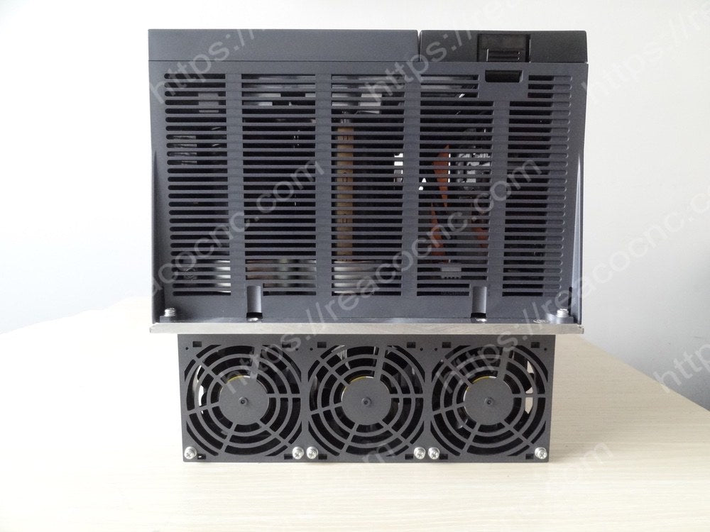 Mitsubishi MDS-DM-SPV3-16080 multi axis unit side view