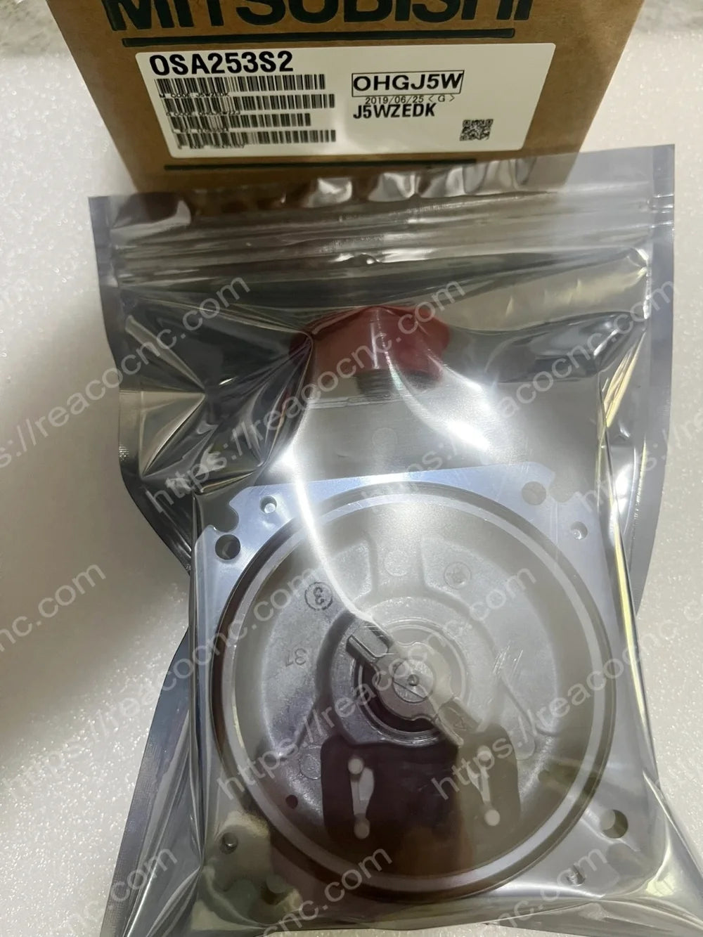Mitsubishi OSA253S2 encoder packed for worldwide delivery